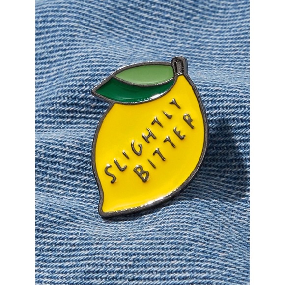 SHEIN Jewelry - Slightly Bitter Lemon Brooch 🍋